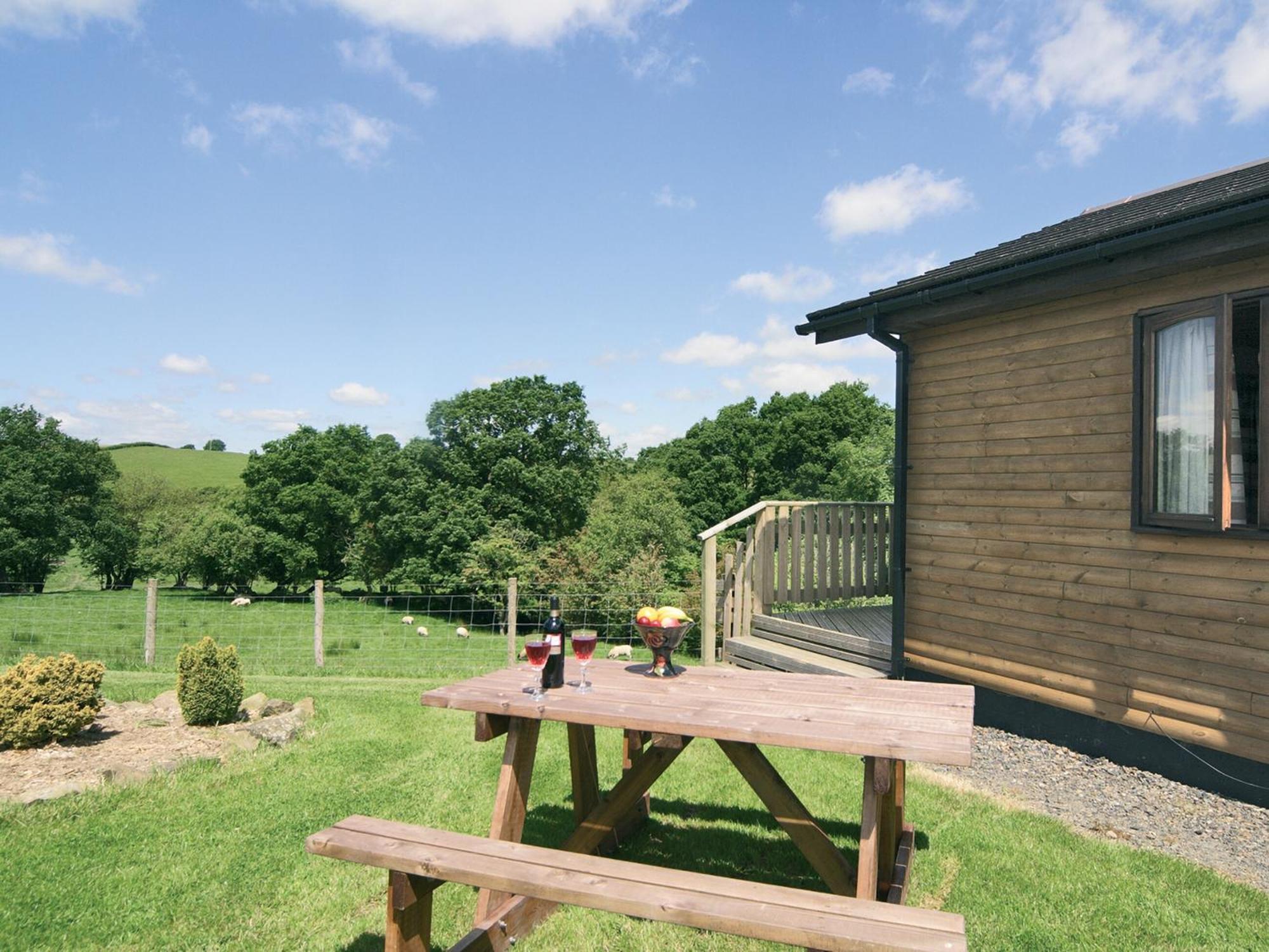 Woodside Lodge - Hw7520 Penybont Экстерьер фото